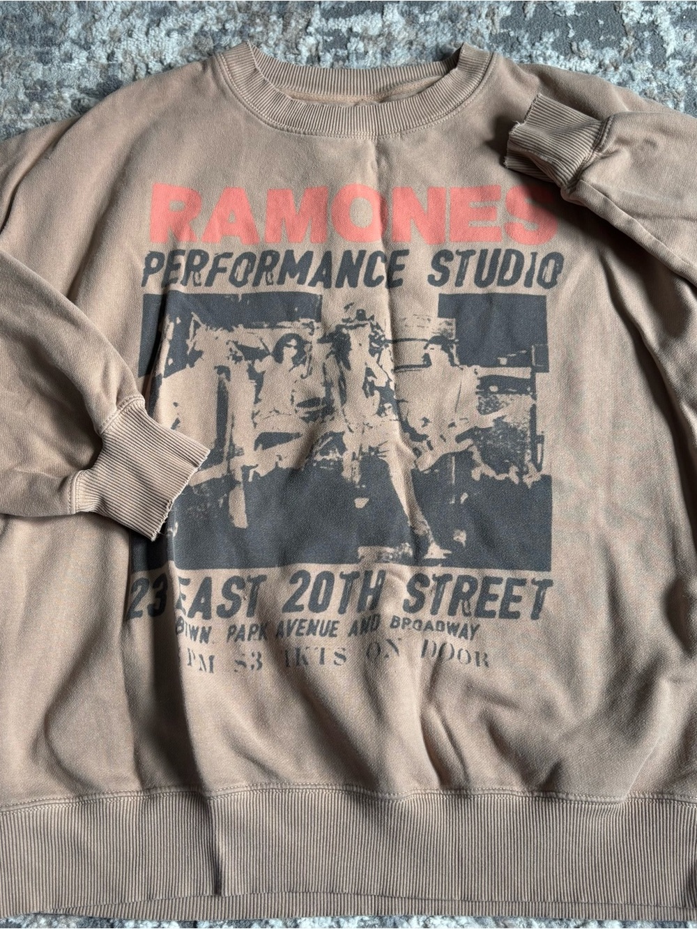 American Eagle Outfitters L Ramones Graphic Crewneck - Brown with Orange Print